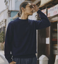 画像をギャラリービューアに読み込む, INDIGO GARMENTS CREWNECK KNIT
